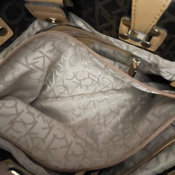Calvin Klein classic brown tote - Picture 5 of 7
